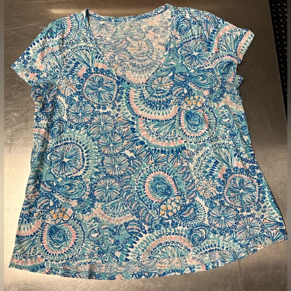 Lilly Pulitzer Top V-Neck Tee T-Shirt Grotto Commotion In The Ocean Colorful XL